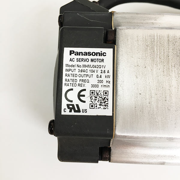 Panasonic Servo Motor with Breaker MHMJ042G1V.jpg