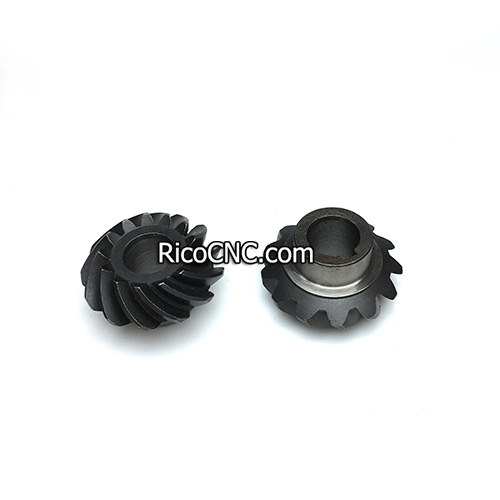 Bevel gear wheel set 1.385 1.jpg