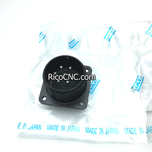 CONN RCPT MALE 7P SILV SLDR CUP.jpg