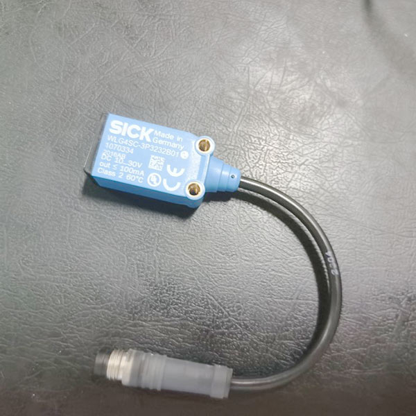 SICK WLG4SC-3P3232B01 sensor.jpg