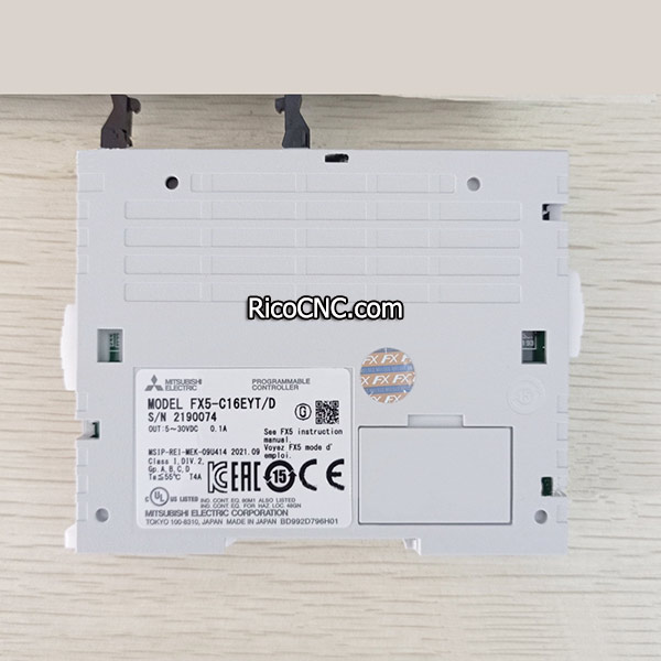 FX5-C16EYTD PLC expansion module.jpg