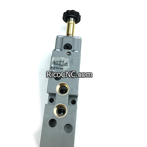 0820022992 Pneumatic Directional Valve.jpg