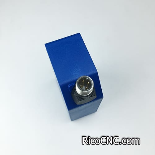 Wenglor Y1TA100QXT3 laser distance sensor.jpg