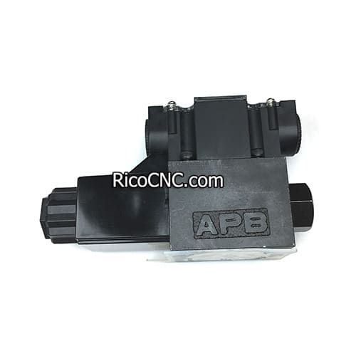 Solenoid Valve DG4V-3-23A-M-P7-T-7-56.jpg