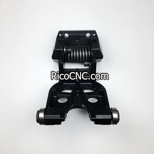 tool gripper for CNC Tapping Center.jpg