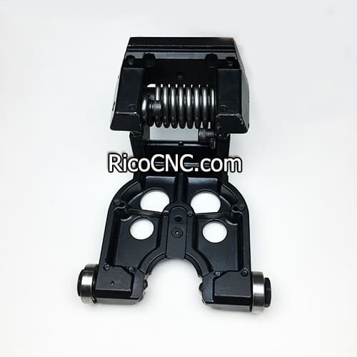 Metal bt30 tool gripper.jpg