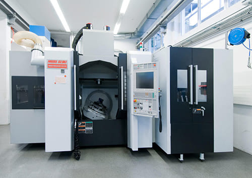 mori seiki cnc machine .jpg
