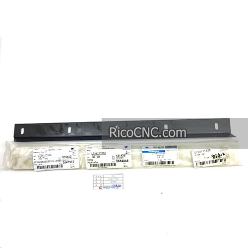 L70611153A DOOSAN Wiper.jpg