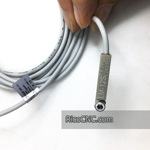 301415-00001 Reed switch.jpg 301415-00001 Reed switch.jpg