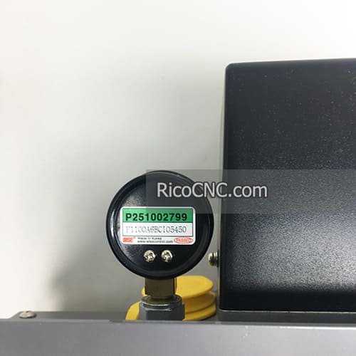 Doosan Lubrication unit.jpg Doosan Lubrication unit.jpg