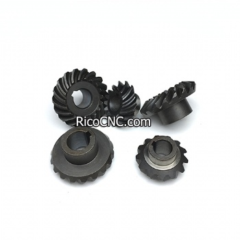 2026950280 2-026-95-0280 Bevel Gear Set Spiral Toothed Number of Teeth 13/18 I=1.385:1 for Homag Beam Saw