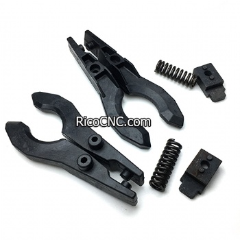 First Round BT40 tool forks for HDW Bucket Type CNC Tool Magazine